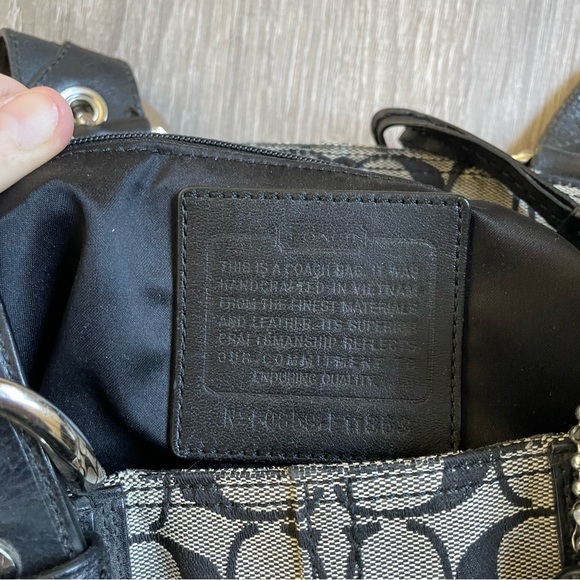 Coach Purse - Picture 2 of 4